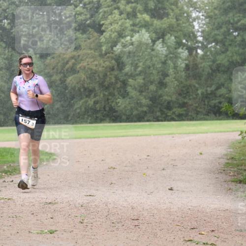 30.08.2026 - Elbe Triathlon Hamburg Antke Förster http://msf.ph/oto/10109237 30.08.2026 15:46:39 Laufen 157, 3 meine-sportfotos.de