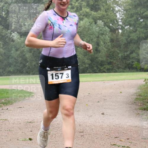 30.08.2026 - Elbe Triathlon Hamburg Antke Förster http://msf.ph/oto/10109245 30.08.2026 15:46:41 Laufen 157, 3 meine-sportfotos.de