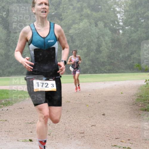 30.08.2026 - Elbe Triathlon Hamburg Antke Förster http://msf.ph/oto/10109251 30.08.2026 15:47:55 Laufen 172, 3 meine-sportfotos.de