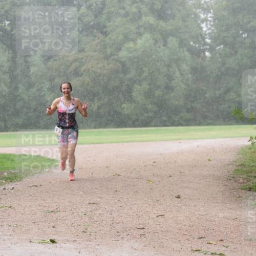 30.08.2026 - Elbe Triathlon Hamburg Antke Förster http://msf.ph/oto/10109253 30.08.2026 15:47:57 Laufen  meine-sportfotos.de