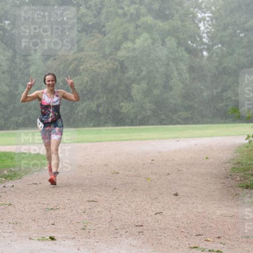 30.08.2026 - Elbe Triathlon Hamburg Antke Förster http://msf.ph/oto/10109255 30.08.2026 15:47:57 Laufen  meine-sportfotos.de
