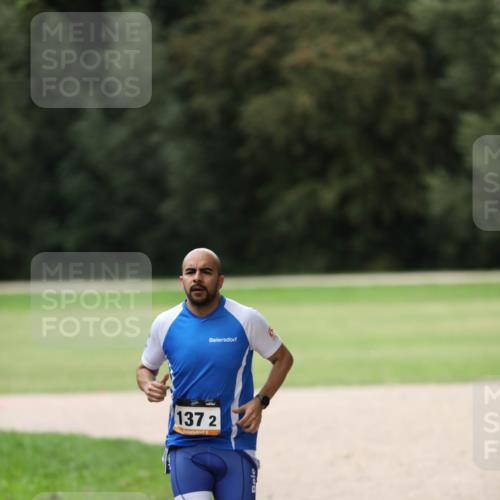 30.08.2026 - Elbe Triathlon Hamburg Antke Förster http://msf.ph/oto/10109268 30.08.2026 15:16:13 Laufen 137, 2, 6 meine-sportfotos.de