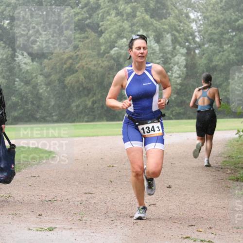 30.08.2026 - Elbe Triathlon Hamburg Antke Förster http://msf.ph/oto/10109275 30.08.2026 15:48:30 Laufen 1343, 3 meine-sportfotos.de