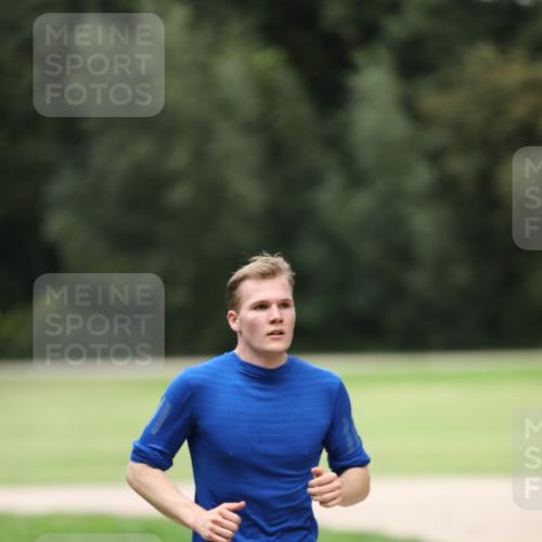 30.08.2026 - Elbe Triathlon Hamburg Antke Förster http://msf.ph/oto/10109284 30.08.2026 15:16:55 Laufen  meine-sportfotos.de