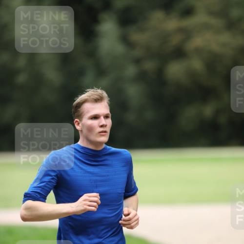 30.08.2026 - Elbe Triathlon Hamburg Antke Förster http://msf.ph/oto/10109286 30.08.2026 15:16:55 Laufen  meine-sportfotos.de