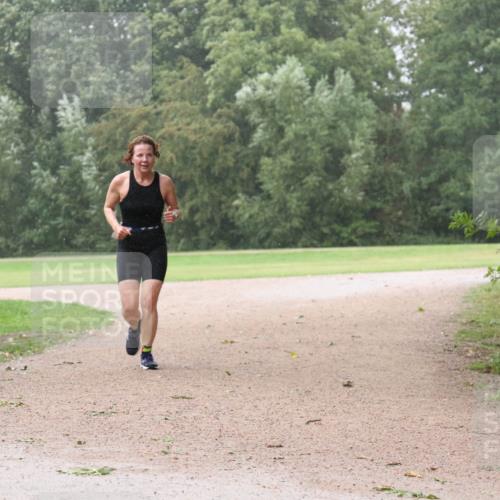 30.08.2026 - Elbe Triathlon Hamburg Antke Förster http://msf.ph/oto/10109291 30.08.2026 15:49:06 Laufen  meine-sportfotos.de