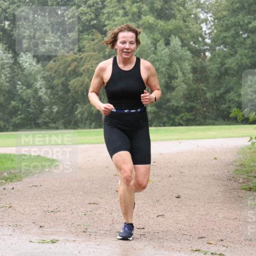 30.08.2026 - Elbe Triathlon Hamburg Antke Förster http://msf.ph/oto/10109297 30.08.2026 15:49:08 Laufen  meine-sportfotos.de