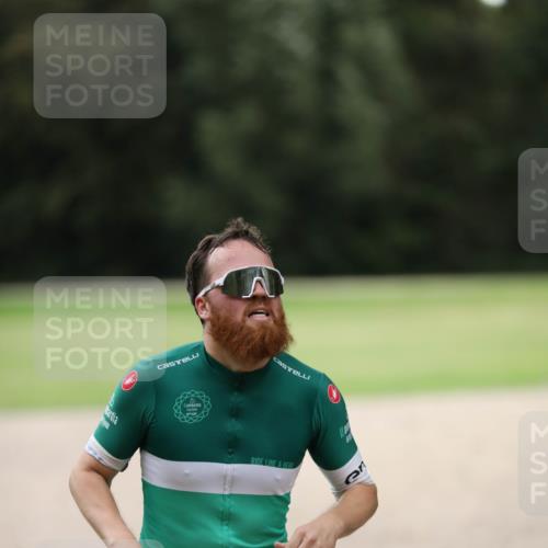 30.08.2026 - Elbe Triathlon Hamburg Antke Förster http://msf.ph/oto/10109298 30.08.2026 15:19:58 Laufen 130, 2 meine-sportfotos.de