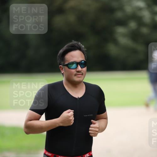 30.08.2026 - Elbe Triathlon Hamburg Antke Förster http://msf.ph/oto/10109310 30.08.2026 15:20:18 Laufen 2017, 1382 meine-sportfotos.de