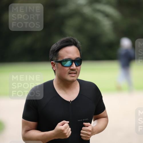 30.08.2026 - Elbe Triathlon Hamburg Antke Förster http://msf.ph/oto/10109312 30.08.2026 15:20:19 Laufen 2017, 1382, 7 meine-sportfotos.de