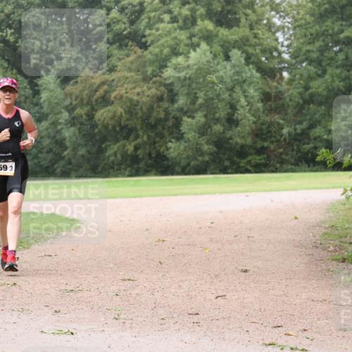 30.08.2026 - Elbe Triathlon Hamburg Antke Förster http://msf.ph/oto/10109329 30.08.2026 15:51:43 Laufen 169, 3, 2 meine-sportfotos.de