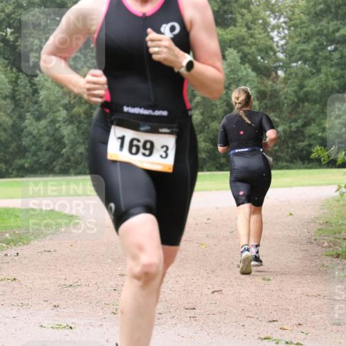 30.08.2026 - Elbe Triathlon Hamburg Antke Förster http://msf.ph/oto/10109337 30.08.2026 15:51:46 Laufen 169, 3 meine-sportfotos.de