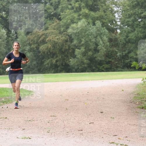 30.08.2026 - Elbe Triathlon Hamburg Antke Förster http://msf.ph/oto/10109339 30.08.2026 15:52:56 Laufen  meine-sportfotos.de