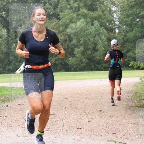 30.08.2026 - Elbe Triathlon Hamburg Antke Förster http://msf.ph/oto/10109347 30.08.2026 15:52:58 Laufen  meine-sportfotos.de