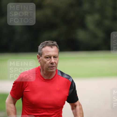 30.08.2026 - Elbe Triathlon Hamburg Antke Förster http://msf.ph/oto/10109348 30.08.2026 15:29:45 Laufen 1602 meine-sportfotos.de