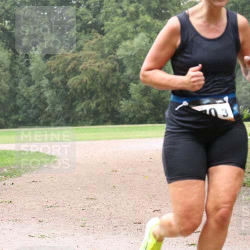 30.08.2026 - Elbe Triathlon Hamburg Antke Förster http://msf.ph/oto/10109361 30.08.2026 15:53:22 Laufen 03 meine-sportfotos.de