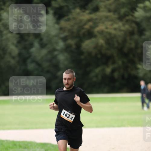30.08.2026 - Elbe Triathlon Hamburg Antke Förster http://msf.ph/oto/10109364 30.08.2026 15:31:03 Laufen 143, 2 meine-sportfotos.de