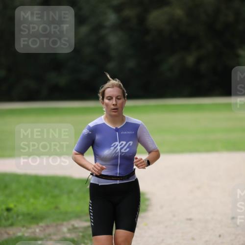 30.08.2026 - Elbe Triathlon Hamburg Antke Förster http://msf.ph/oto/10109380 30.08.2026 15:32:36 Laufen  meine-sportfotos.de