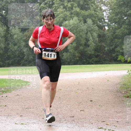 30.08.2026 - Elbe Triathlon Hamburg Antke Förster http://msf.ph/oto/10109395 30.08.2026 15:57:54 Laufen 1413 meine-sportfotos.de