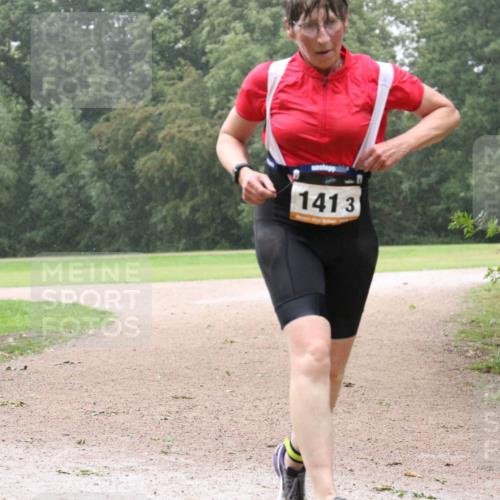 30.08.2026 - Elbe Triathlon Hamburg Antke Förster http://msf.ph/oto/10109397 30.08.2026 15:57:55 Laufen 1413 meine-sportfotos.de