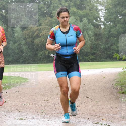 30.08.2026 - Elbe Triathlon Hamburg Antke Förster http://msf.ph/oto/10109411 30.08.2026 15:59:07 Laufen 47, 3, 7001 meine-sportfotos.de