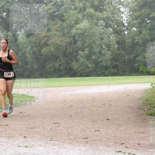 30.08.2026 - Elbe Triathlon Hamburg Antke Förster http://msf.ph/oto/10109419 30.08.2026 15:59:57 Laufen 136, 2 meine-sportfotos.de