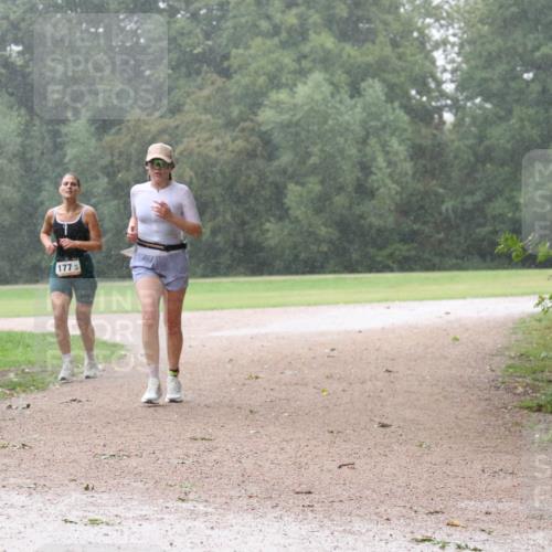 30.08.2026 - Elbe Triathlon Hamburg Antke Förster http://msf.ph/oto/10109429 30.08.2026 16:01:36 Laufen 177, 3 meine-sportfotos.de