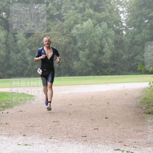 30.08.2026 - Elbe Triathlon Hamburg Antke Förster http://msf.ph/oto/10109447 30.08.2026 16:02:18 Laufen 564 meine-sportfotos.de