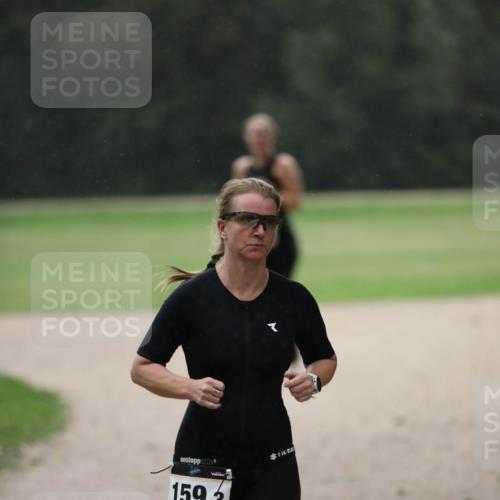30.08.2026 - Elbe Triathlon Hamburg Antke Förster http://msf.ph/oto/10109454 30.08.2026 15:39:45 Laufen 159, 3 meine-sportfotos.de