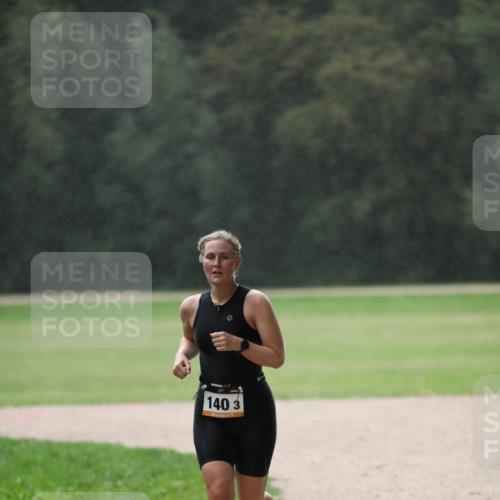 30.08.2026 - Elbe Triathlon Hamburg Antke Förster http://msf.ph/oto/10109460 30.08.2026 15:39:47 Laufen 140, 9 meine-sportfotos.de