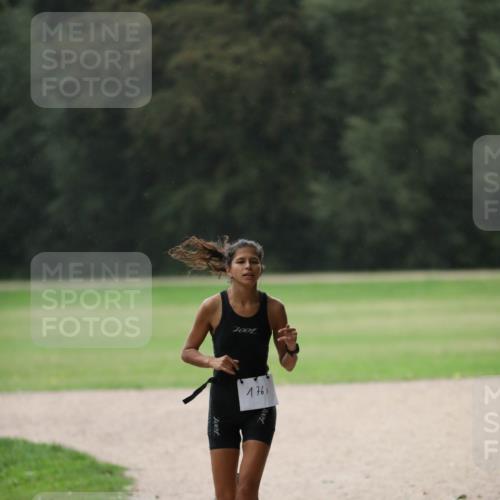 30.08.2026 - Elbe Triathlon Hamburg Antke Förster http://msf.ph/oto/10109472 30.08.2026 15:40:28 Laufen 1763 meine-sportfotos.de