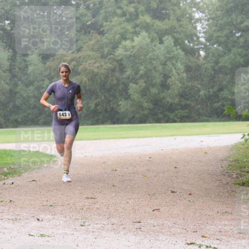 30.08.2026 - Elbe Triathlon Hamburg Antke Förster http://msf.ph/oto/10109479 30.08.2026 16:07:07 Laufen 143, 3 meine-sportfotos.de