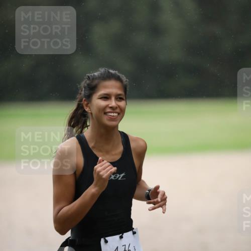 30.08.2026 - Elbe Triathlon Hamburg Antke Förster http://msf.ph/oto/10109480 30.08.2026 15:40:31 Laufen 1763 meine-sportfotos.de