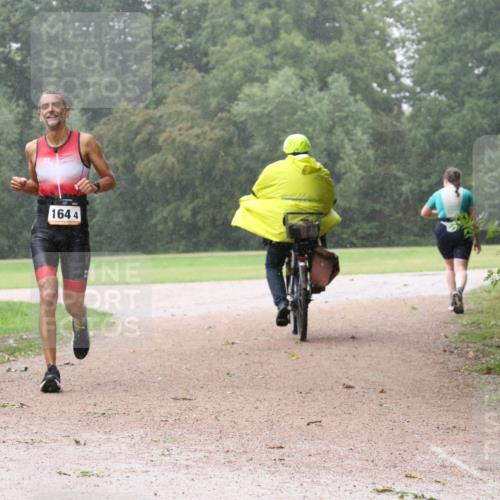 30.08.2026 - Elbe Triathlon Hamburg Antke Förster http://msf.ph/oto/10109491 30.08.2026 16:07:37 Laufen 164, 4 meine-sportfotos.de