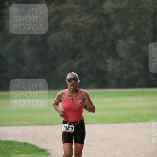 30.08.2026 - Elbe Triathlon Hamburg Antke Förster http://msf.ph/oto/10109498 30.08.2026 15:41:23 Laufen 152, 3 meine-sportfotos.de
