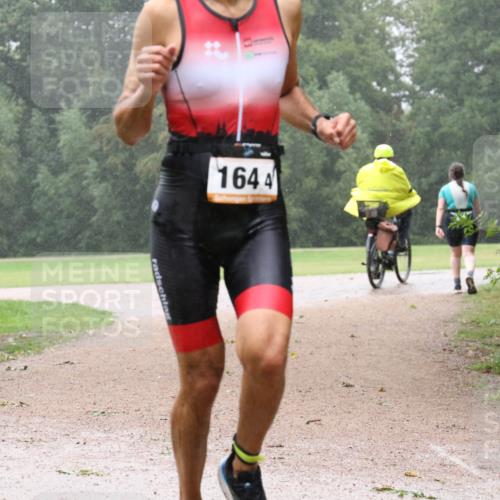 30.08.2026 - Elbe Triathlon Hamburg Antke Förster http://msf.ph/oto/10109499 30.08.2026 16:07:39 Laufen 1644 meine-sportfotos.de