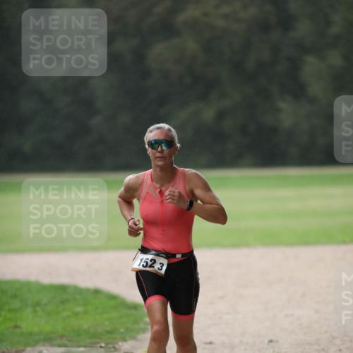 30.08.2026 - Elbe Triathlon Hamburg Antke Förster http://msf.ph/oto/10109500 30.08.2026 15:41:23 Laufen 152, 3 meine-sportfotos.de