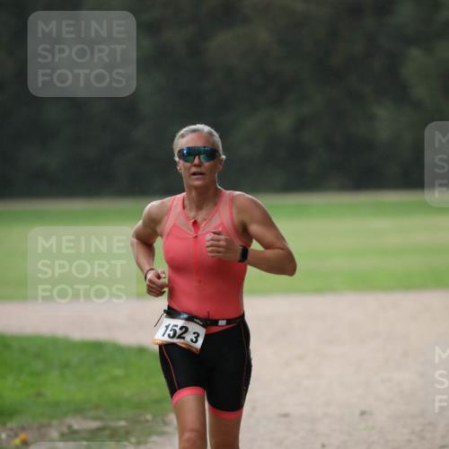 30.08.2026 - Elbe Triathlon Hamburg Antke Förster http://msf.ph/oto/10109502 30.08.2026 15:41:24 Laufen 152, 3 meine-sportfotos.de