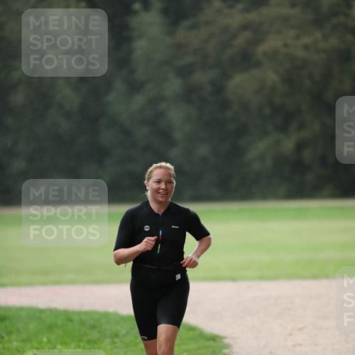30.08.2026 - Elbe Triathlon Hamburg Antke Förster http://msf.ph/oto/10109510 30.08.2026 15:41:46 Laufen  meine-sportfotos.de