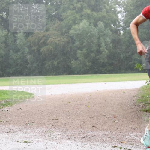 30.08.2026 - Elbe Triathlon Hamburg Antke Förster http://msf.ph/oto/10109523 30.08.2026 16:10:11 Laufen  meine-sportfotos.de