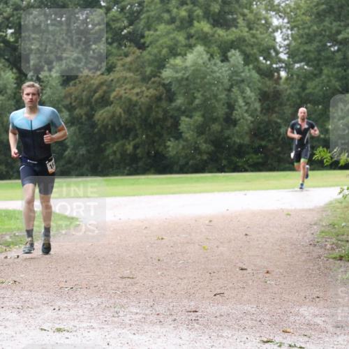 30.08.2026 - Elbe Triathlon Hamburg Antke Förster http://msf.ph/oto/10109539 30.08.2026 16:13:55 Laufen 1 meine-sportfotos.de