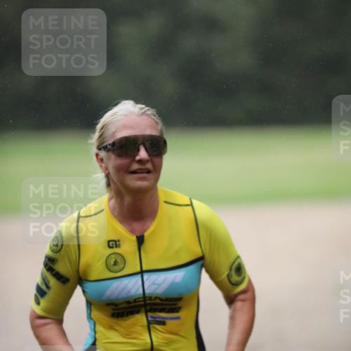 30.08.2026 - Elbe Triathlon Hamburg Antke Förster http://msf.ph/oto/10109544 30.08.2026 15:43:01 Laufen 148, 3 meine-sportfotos.de