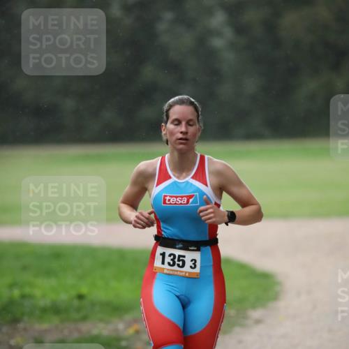 30.08.2026 - Elbe Triathlon Hamburg Antke Förster http://msf.ph/oto/10109550 30.08.2026 15:43:07 Laufen 135, 3, 4 meine-sportfotos.de