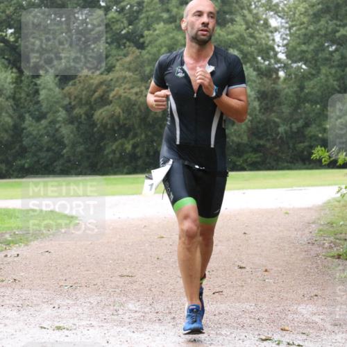 30.08.2026 - Elbe Triathlon Hamburg Antke Förster http://msf.ph/oto/10109557 30.08.2026 16:14:01 Laufen  meine-sportfotos.de