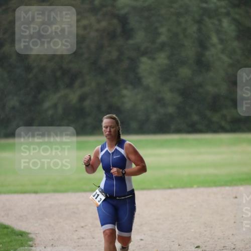 30.08.2026 - Elbe Triathlon Hamburg Antke Förster http://msf.ph/oto/10109558 30.08.2026 15:43:41 Laufen 31, 3 meine-sportfotos.de