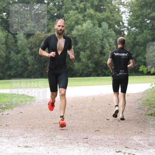 30.08.2026 - Elbe Triathlon Hamburg Antke Förster http://msf.ph/oto/10109575 30.08.2026 16:16:13 Laufen  meine-sportfotos.de