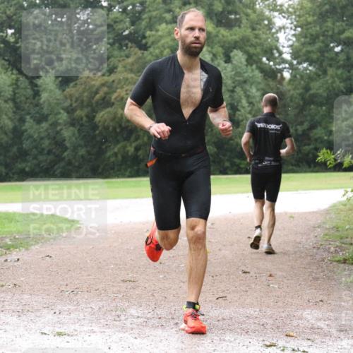 30.08.2026 - Elbe Triathlon Hamburg Antke Förster http://msf.ph/oto/10109577 30.08.2026 16:16:14 Laufen  meine-sportfotos.de