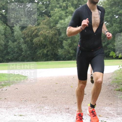 30.08.2026 - Elbe Triathlon Hamburg Antke Förster http://msf.ph/oto/10109579 30.08.2026 16:16:14 Laufen  meine-sportfotos.de