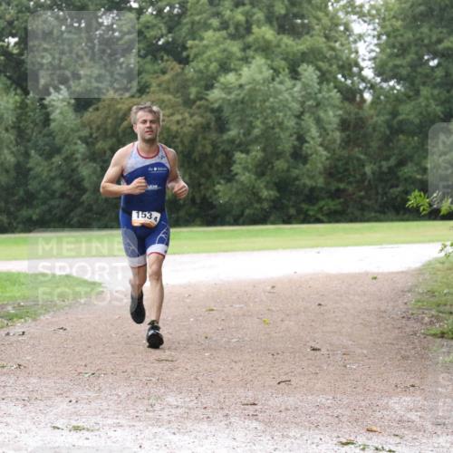 30.08.2026 - Elbe Triathlon Hamburg Antke Förster http://msf.ph/oto/10109583 30.08.2026 16:17:02 Laufen 1534 meine-sportfotos.de