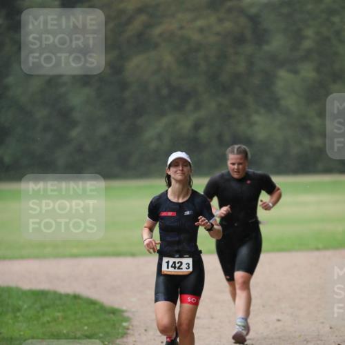 30.08.2026 - Elbe Triathlon Hamburg Antke Förster http://msf.ph/oto/10109608 30.08.2026 15:46:17 Laufen 3, 142, 3 meine-sportfotos.de